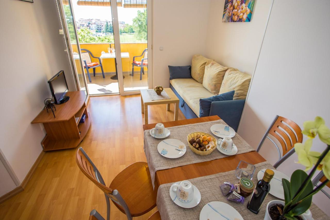 Apartman Vlado Apartment Vrsar Exterior photo